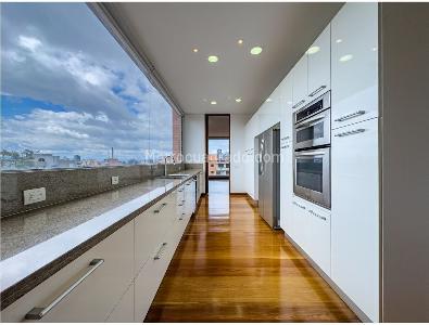 Apartamento de 5 alcobas en venta en Chico, Bogotá, 546 m² · foto 14 de 20