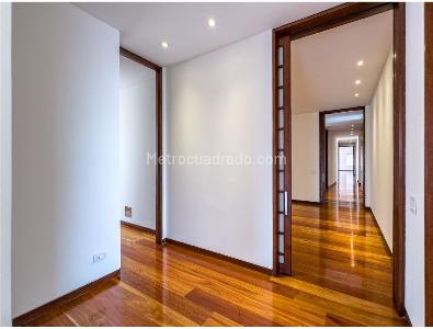 Apartamento de 5 alcobas en venta en Chico, Bogotá, 546 m² · foto 15 de 20
