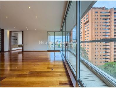 Apartamento de 5 alcobas en venta en Chico, Bogotá, 546 m² · foto 20 de 20
