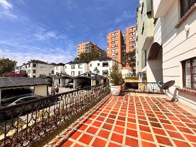 Apartamento de 4 alcobas en venta en Bulevar Niza, Bogotá, 229 m² · foto 12 de 20