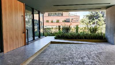 Apartamento de 4 alcobas en venta en Cabrera Chico, Bogotá, 290 m² · foto 4 de 18
