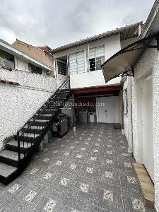 Casa de 4 alcobas en venta en La Esperanza Modelia, Bogotá, 144 m² · foto 5 de 11