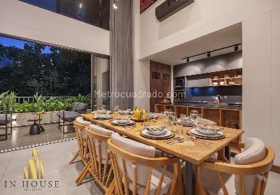 Apartamento de 3 alcobas en venta en El Poblado La Linde, Medellín, 85 m² · foto 4 de 14
