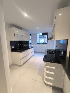 Apartamento de 3 alcobas en venta en Altos De Bella Suiza, Bogotá, 107 m² · foto 2 de 10