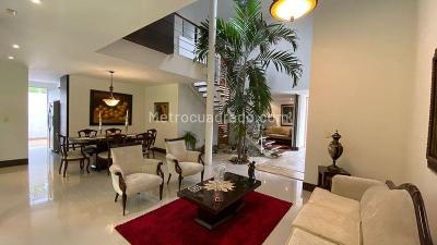 Casa de 3 alcobas en venta en Pance, Cali, 454 m² · foto 3 de 15