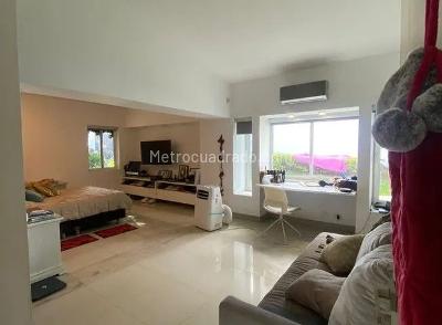 Casa de 5 alcobas en venta en Ciudad Jardin, Cali, 1900 m² · foto 12 de 20
