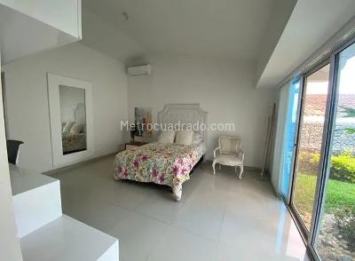 Casa de 5 alcobas en venta en Ciudad Jardin, Cali, 1900 m² · foto 14 de 20