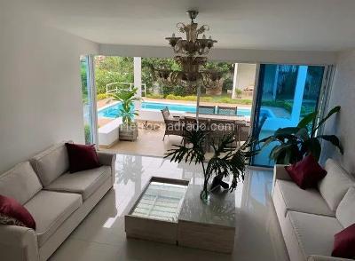 Casa de 5 alcobas en venta en Ciudad Jardin, Cali, 1900 m² · foto 9 de 20