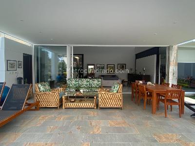 Casa de 5 alcobas en venta en Altos De Ciudad Jardin, Cali, 1088 m² · foto 5 de 19
