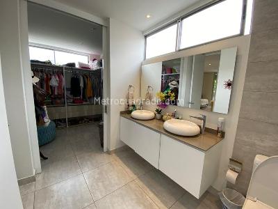 Casa de 4 alcobas en venta en Pance, Cali, 468 m² · foto 13 de 19