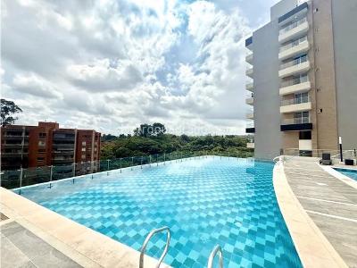 Apartamento de 3 alcobas en venta en Ciudad Jardin, Cali, 128 m² · foto 2 de 20