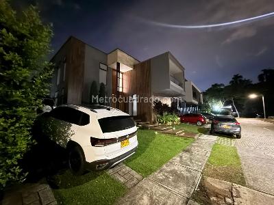 Casa de 4 alcobas en venta en Pance, Cali, 750 m² · foto 3 de 20