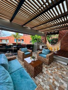 Casa de 4 alcobas en venta en Ciudad Jardin, Cali, 243 m² · foto 17 de 20