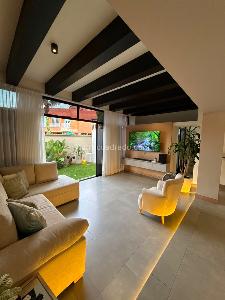 Casa de 4 alcobas en venta en Ciudad Jardin, Cali, 243 m² · foto 3 de 20