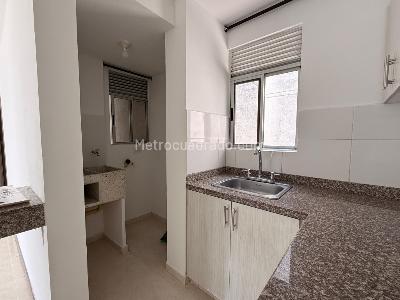 Apartamento en venta en Prados Del Norte, Cali · foto 5 de 20