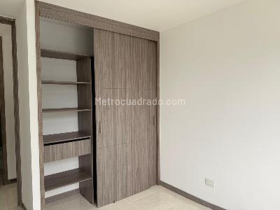 Apartamento en venta en Prados Del Norte, Cali · foto 9 de 20