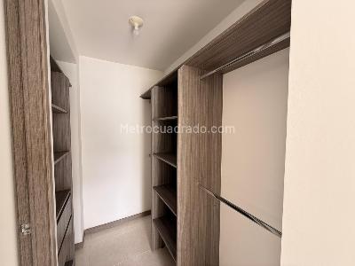 Apartamento en venta en Prados Del Norte, Cali · foto 12 de 20