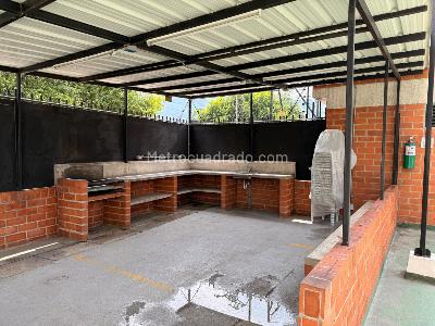Apartamento en venta en Prados Del Norte, Cali · foto 17 de 20