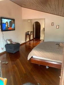 Casa en venta en Cerros De Niza, Bogotá · foto 3 de 10