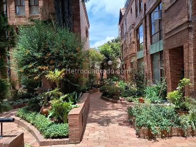 Casa de 3 alcobas en venta en Cedritos, Bogotá, 150 m² · foto 2 de 20
