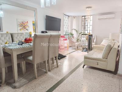 Apartamento de 3 alcobas en venta en Altos De Riomar, Barranquilla, 110 m² · foto 2 de 14