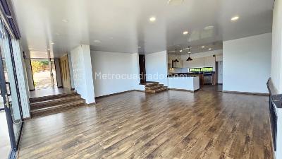 Casa de 3 alcobas en arriendo en Condominio Prada, Cajicá, 260 m² · foto 19 de 20