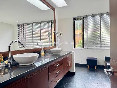 Casa de 5 alcobas en venta en Cerca De Piedra, Chía, 450 m² · foto 18 de 20