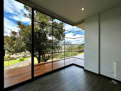 Casa de 4 alcobas en venta en La Calera, 389 m² · foto 14 de 20