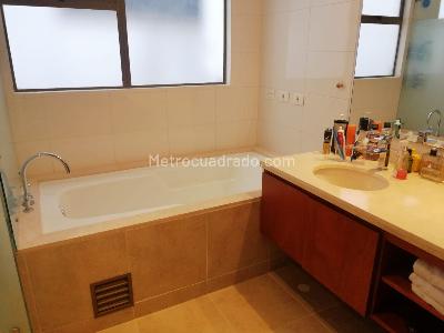 Apartamento de 3 alcobas en venta en Nueva Colina Campestre, Bogotá, 207 m² · foto 17 de 20