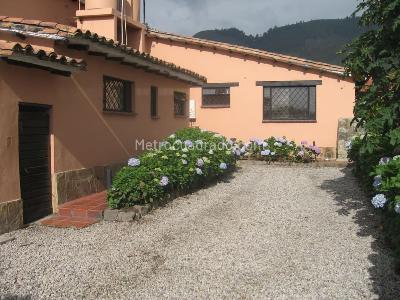 Casa de 4 alcobas en venta en Vereda Cerca De Piedra, Chía, 380 m² · foto 13 de 20