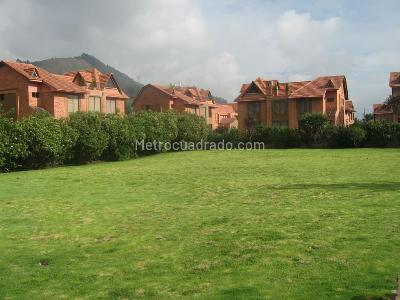 Casa de 4 alcobas en venta en Vereda Cerca De Piedra, Chía, 380 m² · foto 15 de 20