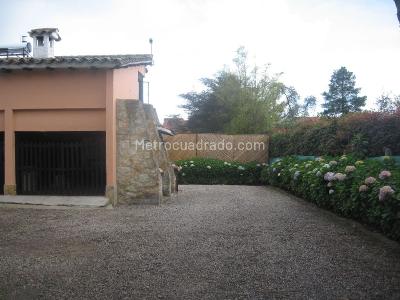 Casa de 4 alcobas en venta en Vereda Cerca De Piedra, Chía, 380 m² · foto 16 de 20