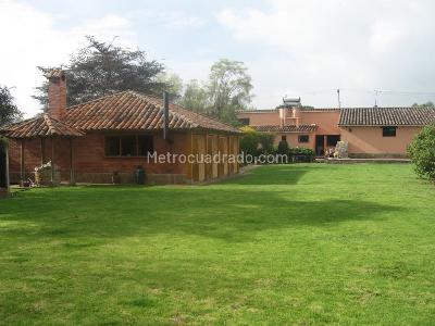 Casa de 4 alcobas en venta en Vereda Cerca De Piedra, Chía, 380 m² · foto 3 de 20