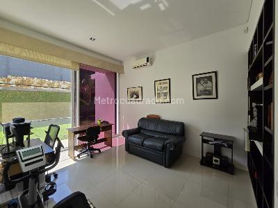 Casa de 5 alcobas en venta en Ciudad Jardin, Cali, 420 m² · foto 16 de 20