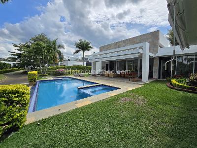 Casa de 5 alcobas en venta en Ciudad Jardin, Cali, 420 m² · foto 2 de 20