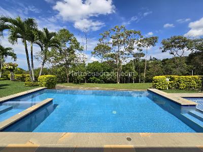 Casa de 5 alcobas en venta en Ciudad Jardin, Cali, 420 m² · foto 4 de 20