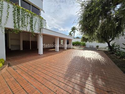 Casa de 5 alcobas en venta en Ciudad Jardin, Cali, 700 m² · foto 7 de 20