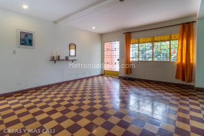Casa de 4 alcobas en venta en Miraflores, Cali, 352 m² · foto 4 de 20