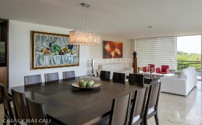Casa de 5 alcobas en venta en Menga, Cali, 1068 m² · foto 13 de 20