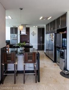 Casa de 5 alcobas en venta en Menga, Cali, 1068 m² · foto 14 de 20