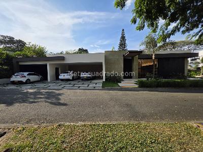 Casa de 4 alcobas en venta en Pance, Cali, 450 m² · foto 2 de 20