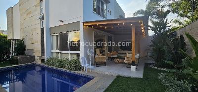 Casa en venta en Ciudad Jardin, Cali · foto 4 de 16