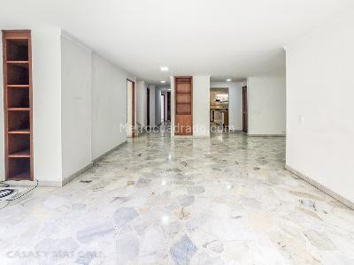 Apartamento de 4 alcobas en venta en Santa Teresita, Cali, 194 m² · foto 10 de 20