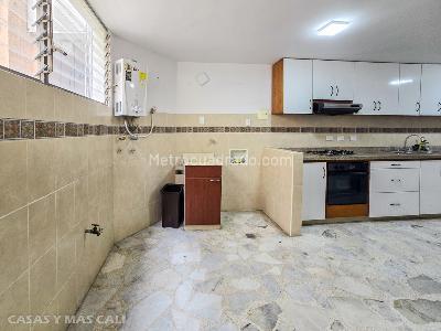 Apartamento de 4 alcobas en venta en Santa Teresita, Cali, 194 m² · foto 4 de 20
