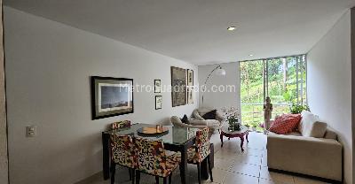 Apartamento de 2 alcobas en venta en Santa Rita, Cali, 68 m² · foto 4 de 7