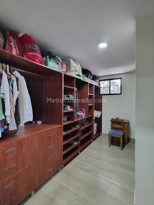 Casa de 3 alcobas en venta en La Reforma, Cali, 600 m² · foto 7 de 20