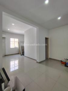 Casa de 4 alcobas en venta en Bretaña, Cali, 230 m² · foto 6 de 16