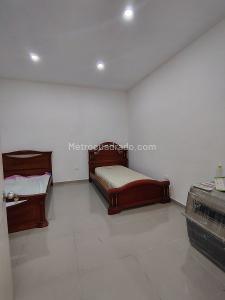 Casa de 4 alcobas en venta en Bretaña, Cali, 230 m² · foto 13 de 16