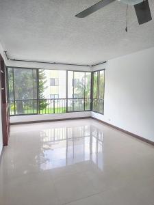 Apartamento en venta en Multicentro, Cali · foto 2 de 16