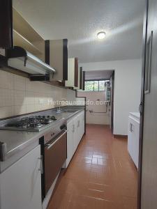 Apartamento en venta en Multicentro, Cali · foto 4 de 16
